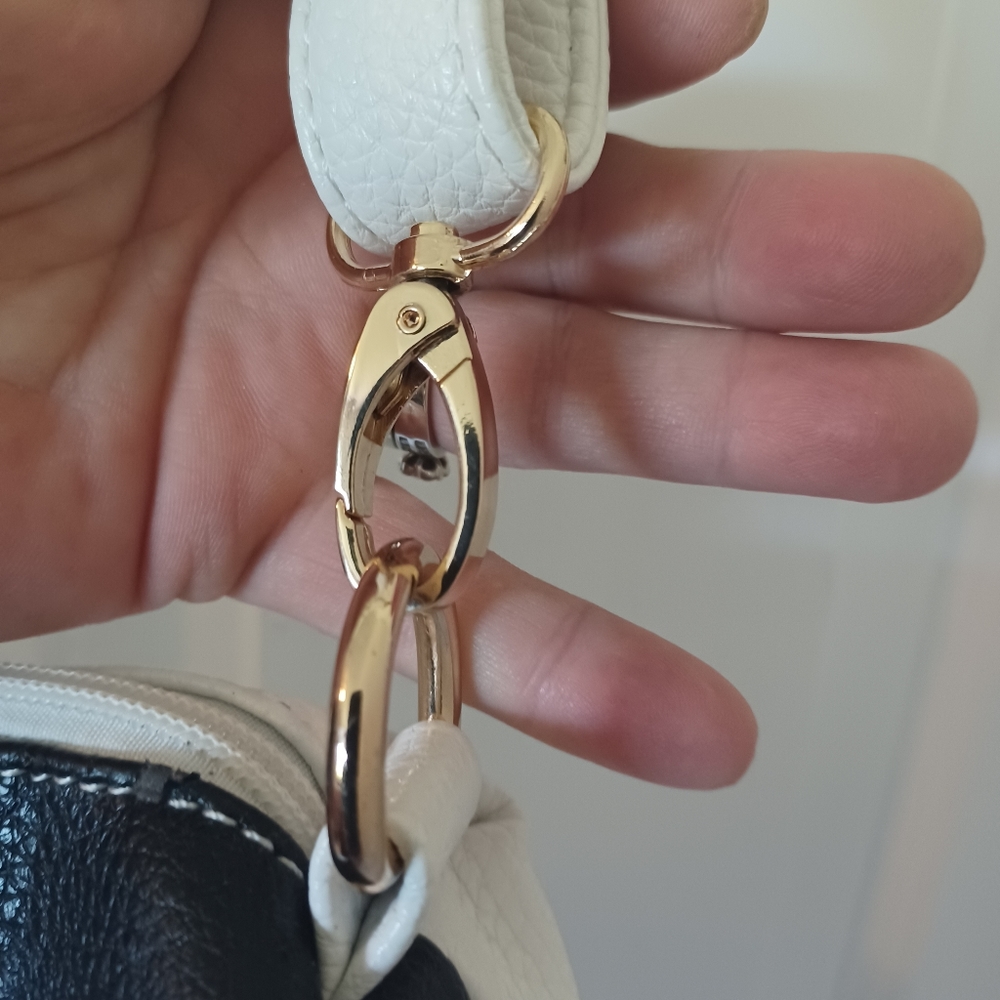 Black And White Color Block Shoulder Bag - image 8